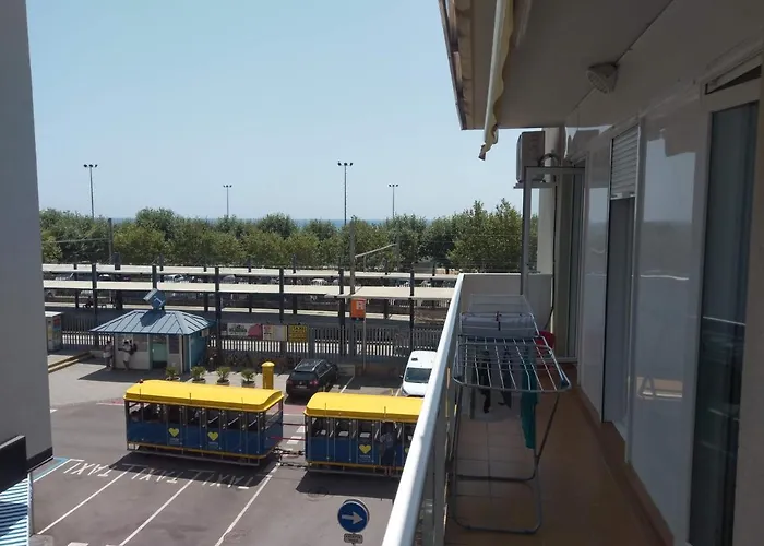 Luxury Accommodation, Next To & Train Station Appartement Calella