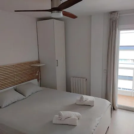 Luxury Accommodation, Next To & Train Station * Calella
